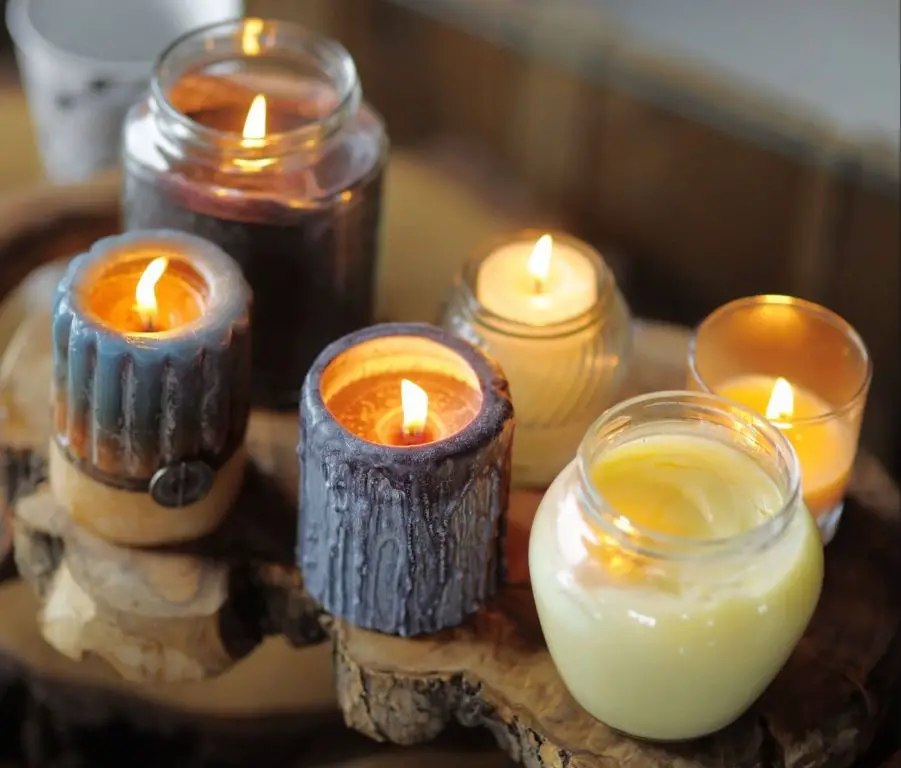 trim wicks, ventilate room to minimize candle toxin inhalation
