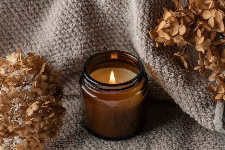 Are Amber Jars Better For Candles?