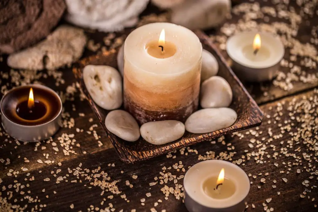 candle diffusion creates a relaxing environment