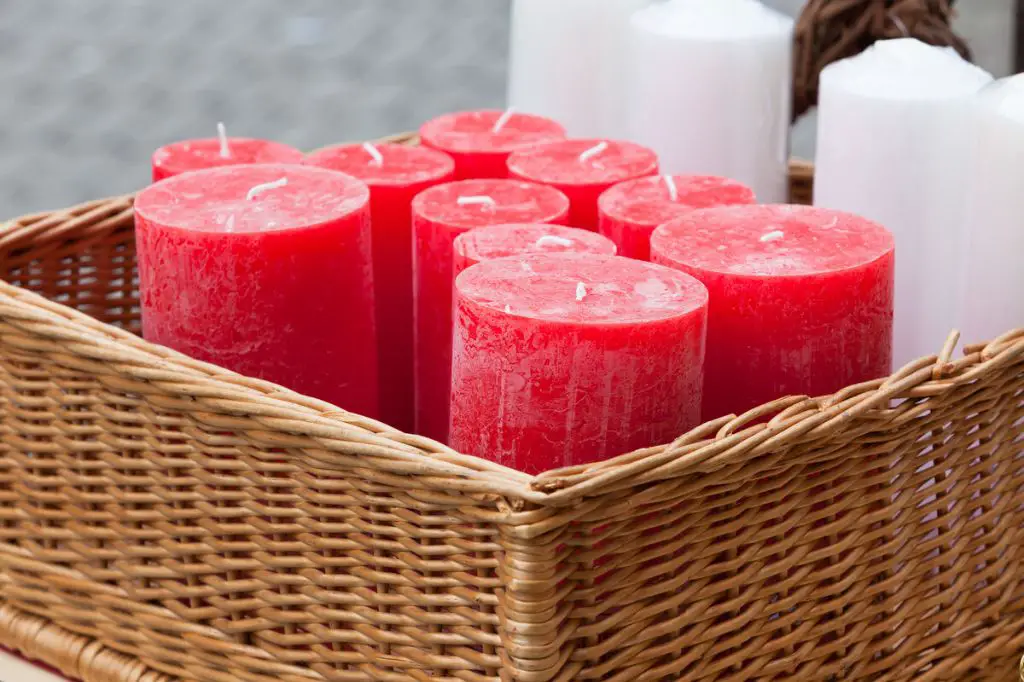 candle pricing strategies include cost-plus, value-based, competitive analysis, seasonal adjustments, limited editions, bundles, and promotions.