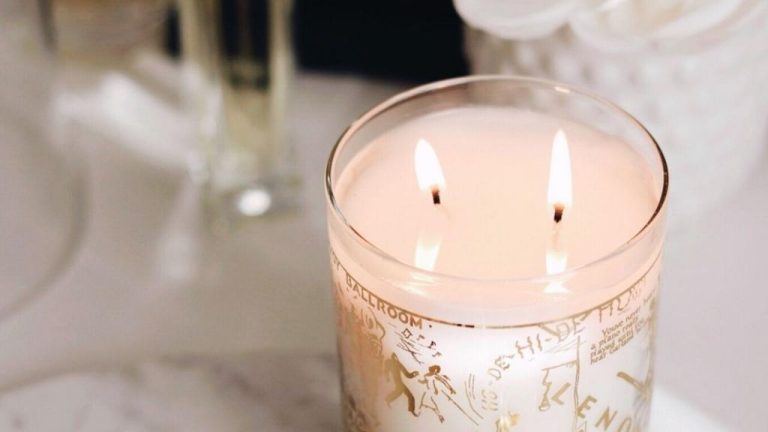 How Do You Use A Wick Candle Maker?