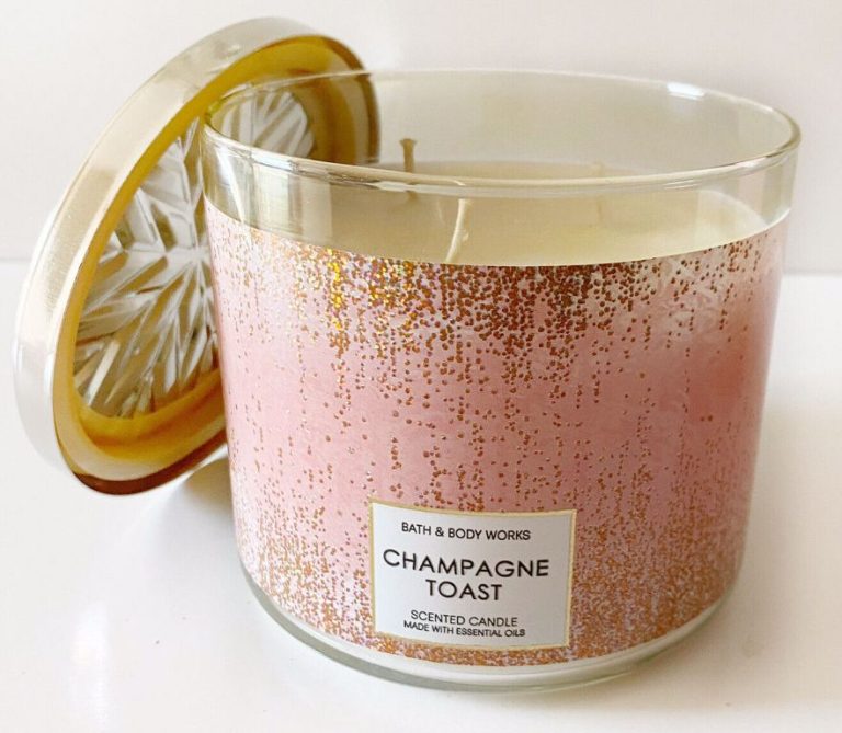 What Candle Smells Like Champagne Toast?