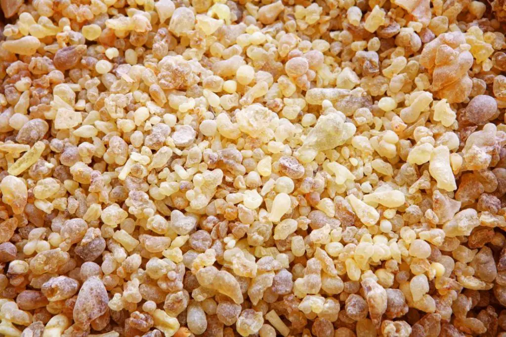 frankincense and myrrh contain compounds that work together to reduce inflammation and pain.