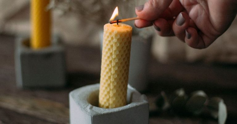 What Size Wick For Rolled Beeswax Candles?