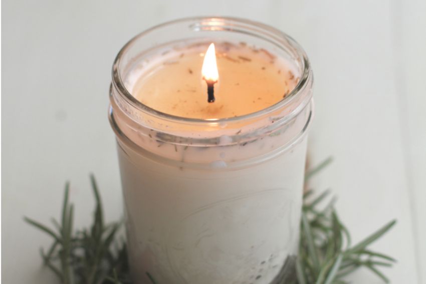 soy wax candles burning cleanly.