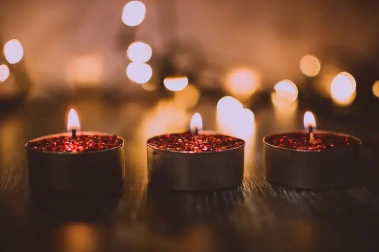 Are Wax Melts Less Toxic Than Candles?