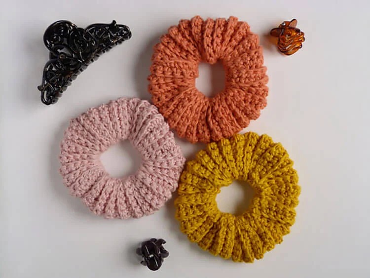 Super Trendy Crochet Scrunchie Patterns