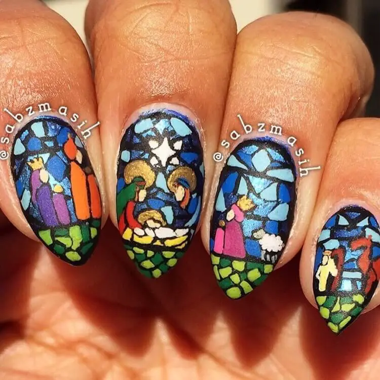 15 Alluring Stained Glass Nail Designs