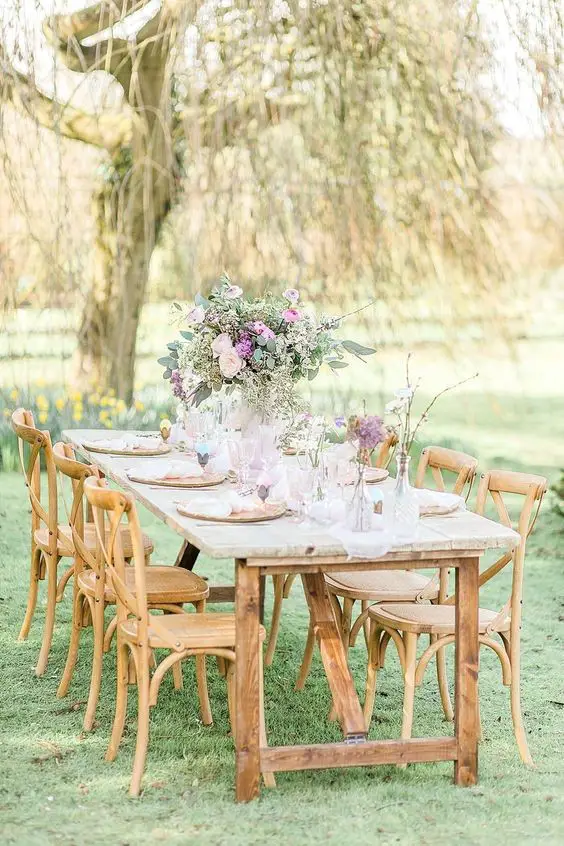 9 Ways To Include A Touch Of Easter In Your Wedding