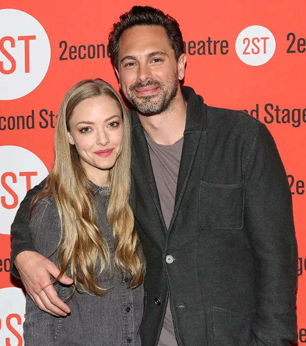 Amanda Seyfried and Thomas Sadoski