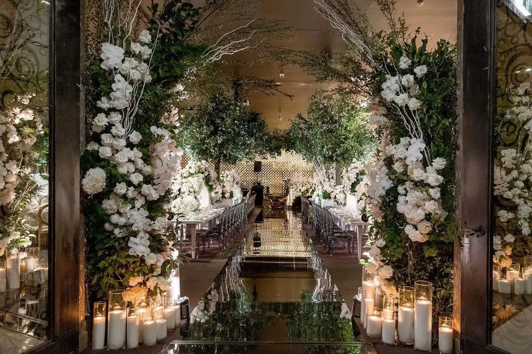 Does the setting align with your Wedding theme?