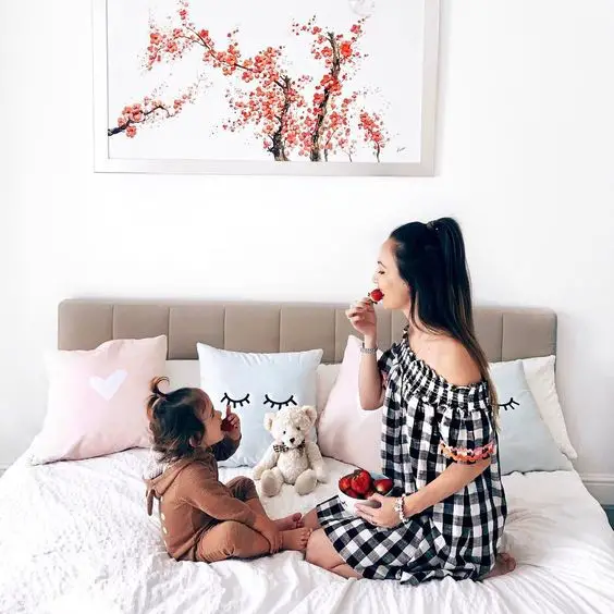 Bedside Picnics With Mum, Bub and Teddy