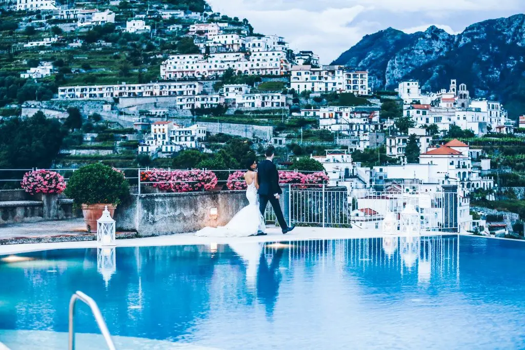 A Cliffside Mediterranean Wedding On The Amalfi Coast