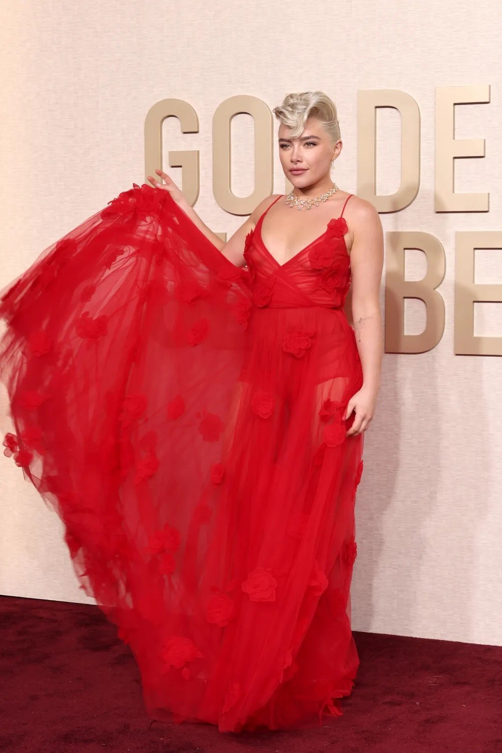 Florence Pugh in Valentino