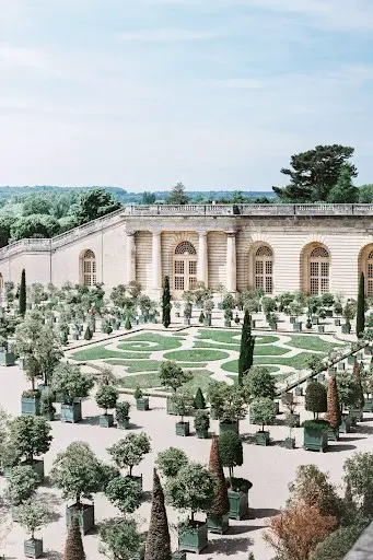 Versailles