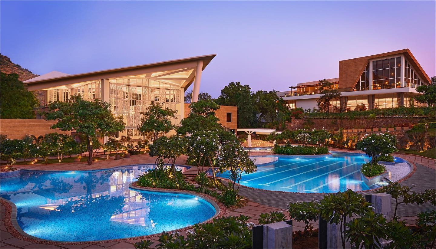 Taj Aravali Resort & Spa, Udaipur