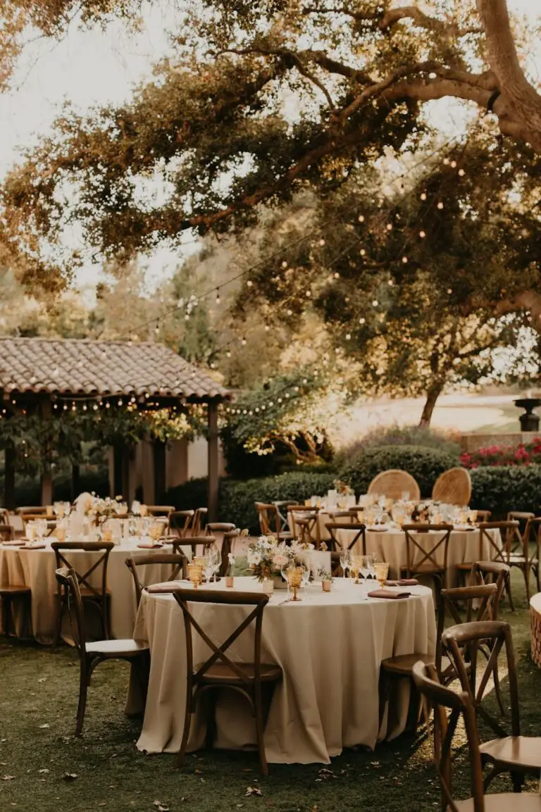 10 Tips For Creating A Dreamy And Romantic Bohemian Wedding