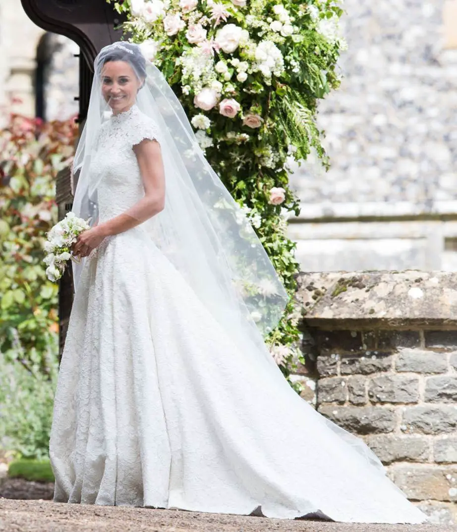 Pippa Middleton in Giles Deacon