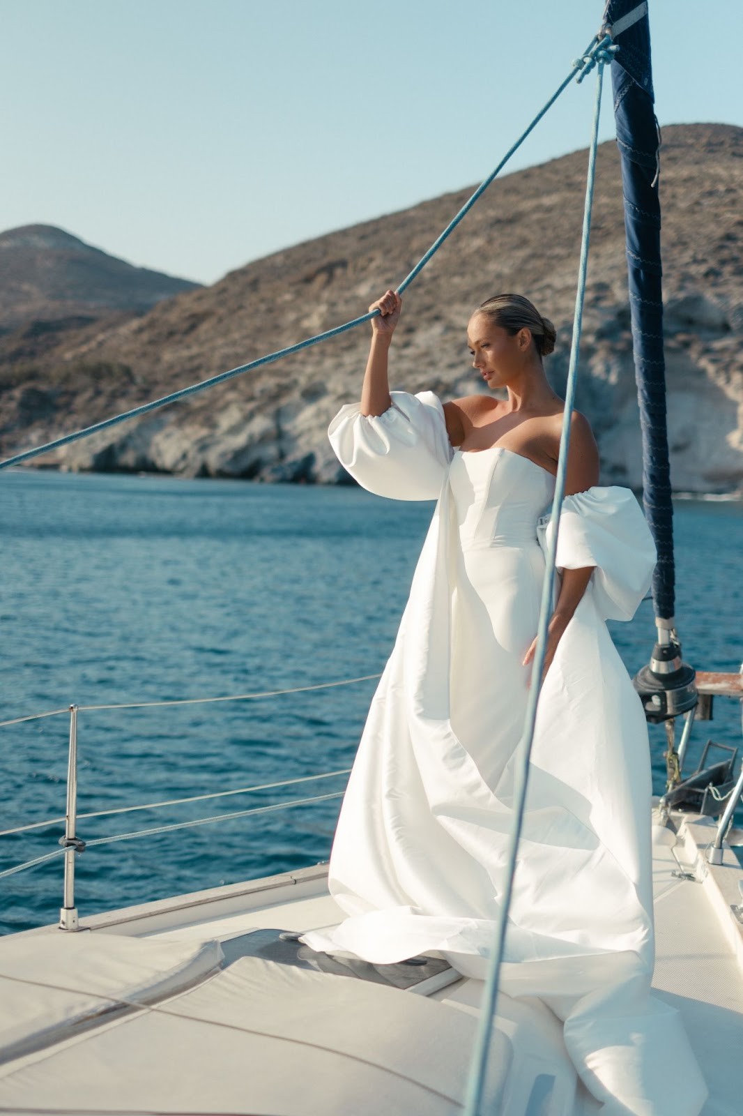 An Editorial Wedding Photography Workshop in Oia, Santorini