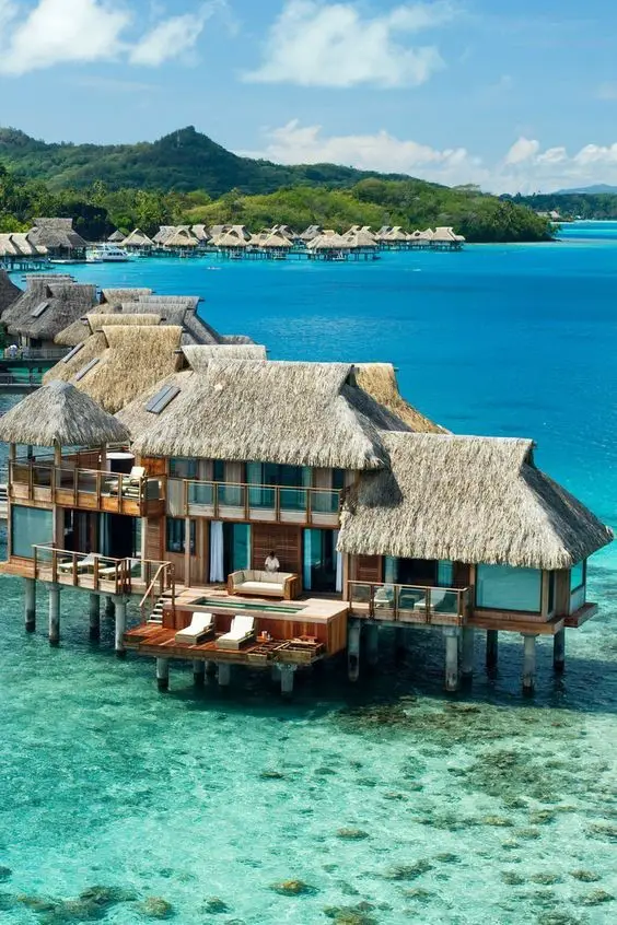 8 Reasons Why Tahiti Should Be At The Top Of Your Honeymoon List