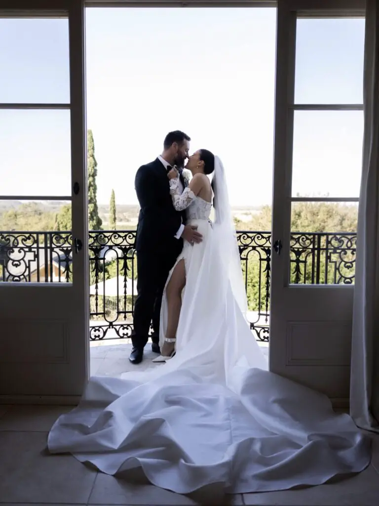 This Couple Had A Chic French Riviera-Style Wedding In Australias Byron Bay