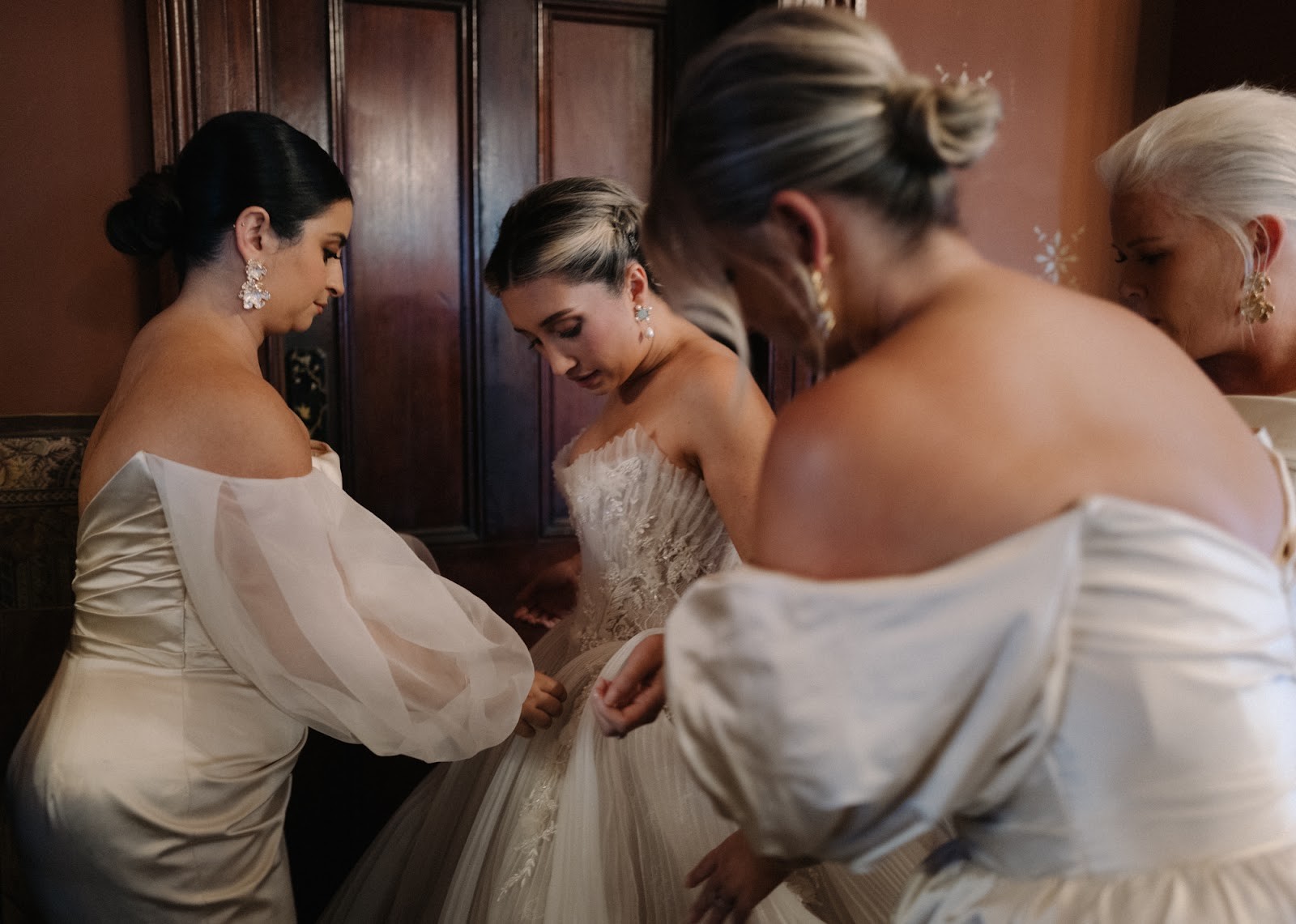 The Bride’s Wedding Dresses